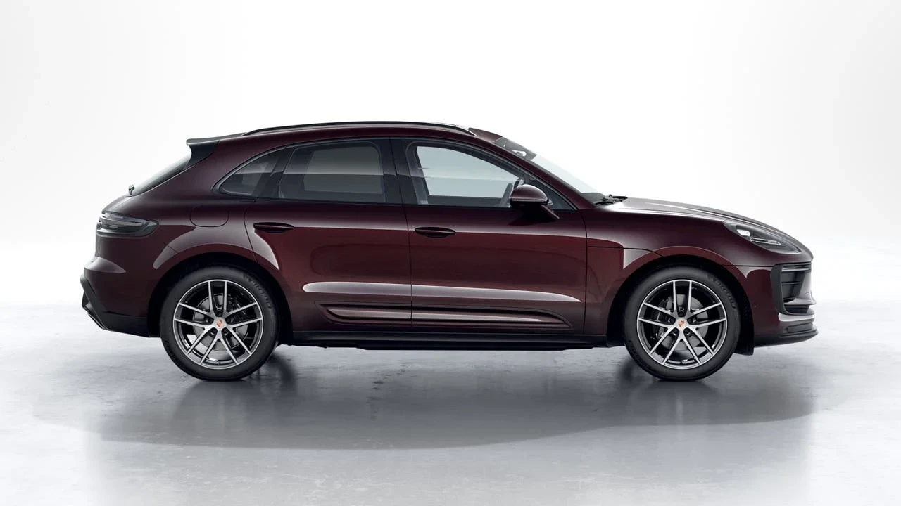 2026 Porsche Macan - Image 6 of 10