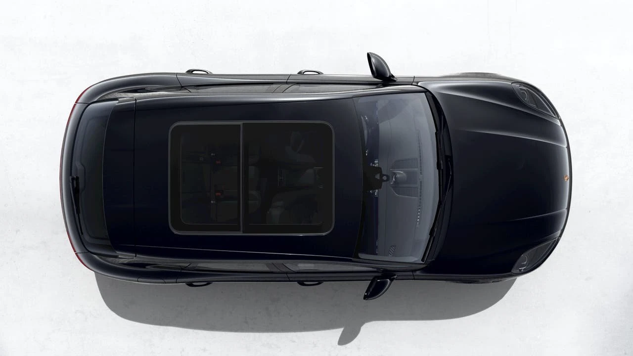 2026 Porsche Macan Electric - Image 5 of 10