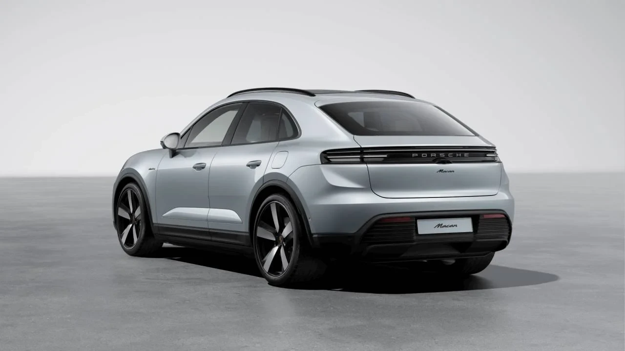 2026 Porsche Macan Electric - Image 3 of 10