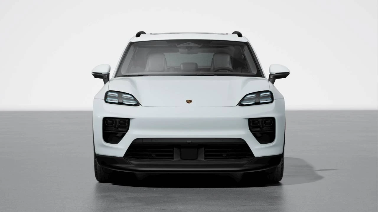 2026 Porsche Macan Electric - Image 8 of 10