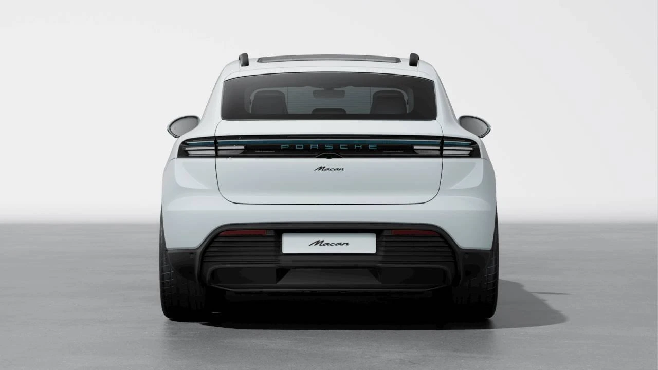2026 Porsche Macan Electric - Image 7 of 10