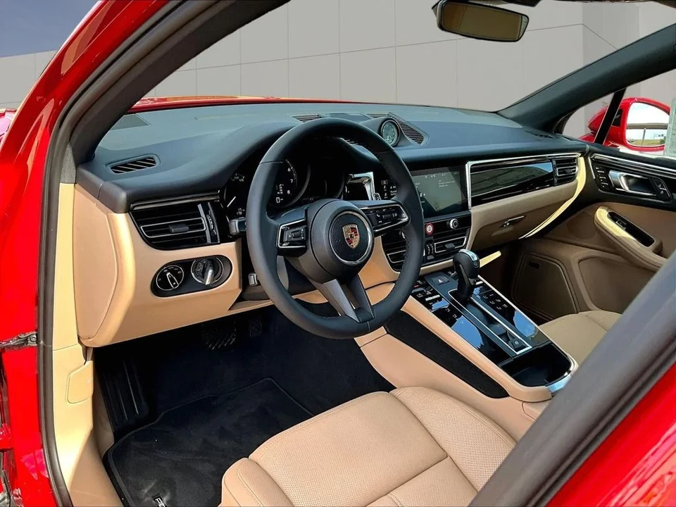 2026 Porsche Macan Electric - Image 4 of 26