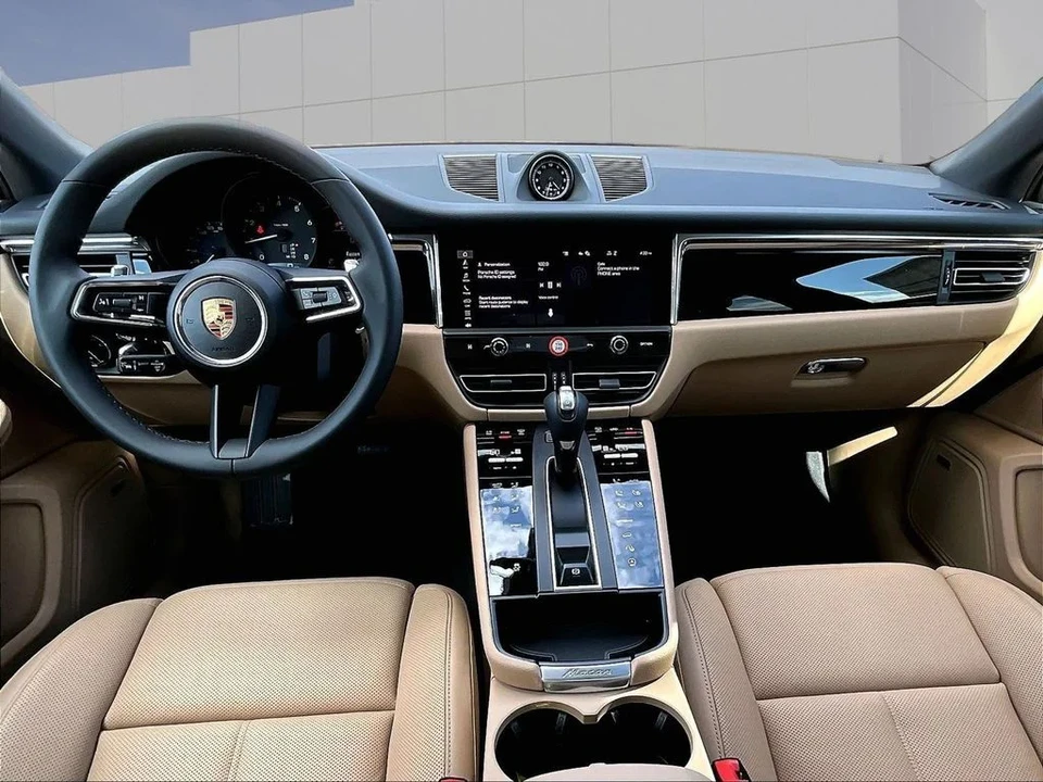 2026 Porsche Macan Electric - Image 13 of 26