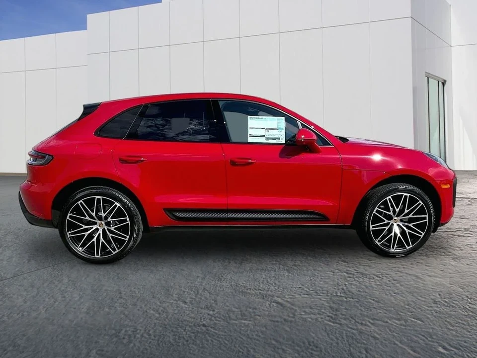 2026 Porsche Macan Electric - Image 8 of 26