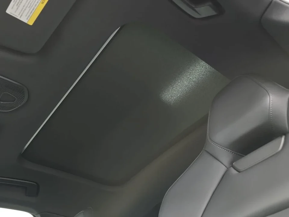 2026 Porsche 976 Panamera - Image 26 of 31
