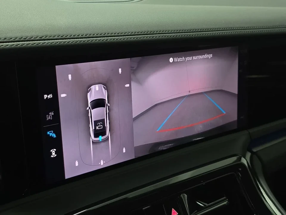 2026 Porsche 976 Panamera - Image 18 of 31