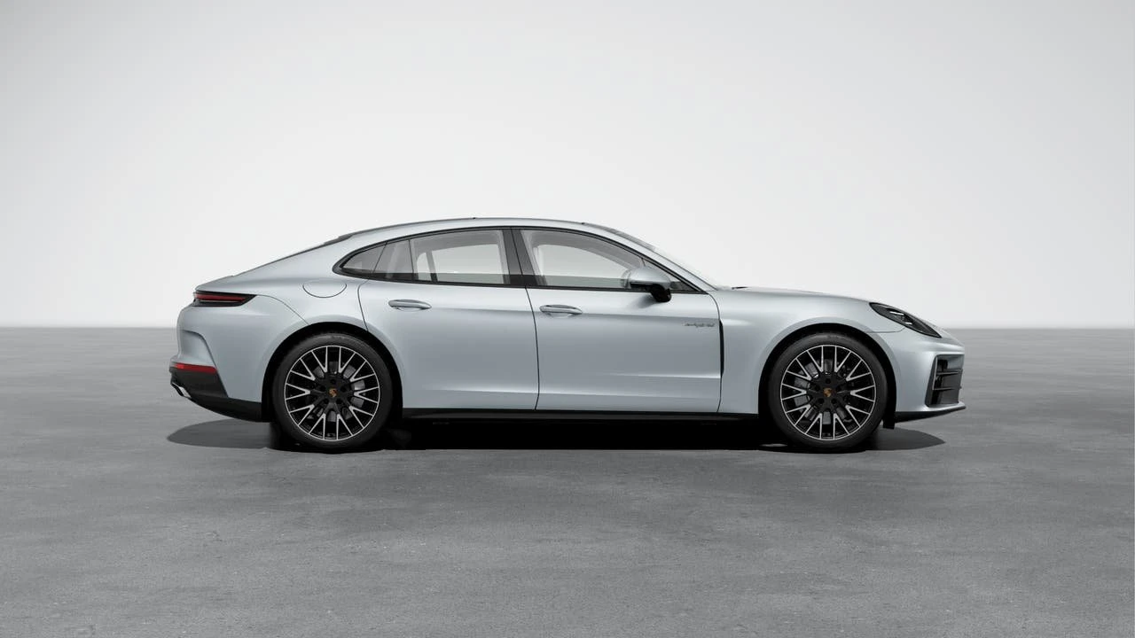 2026 Porsche 976 Panamera - Image 5 of 10