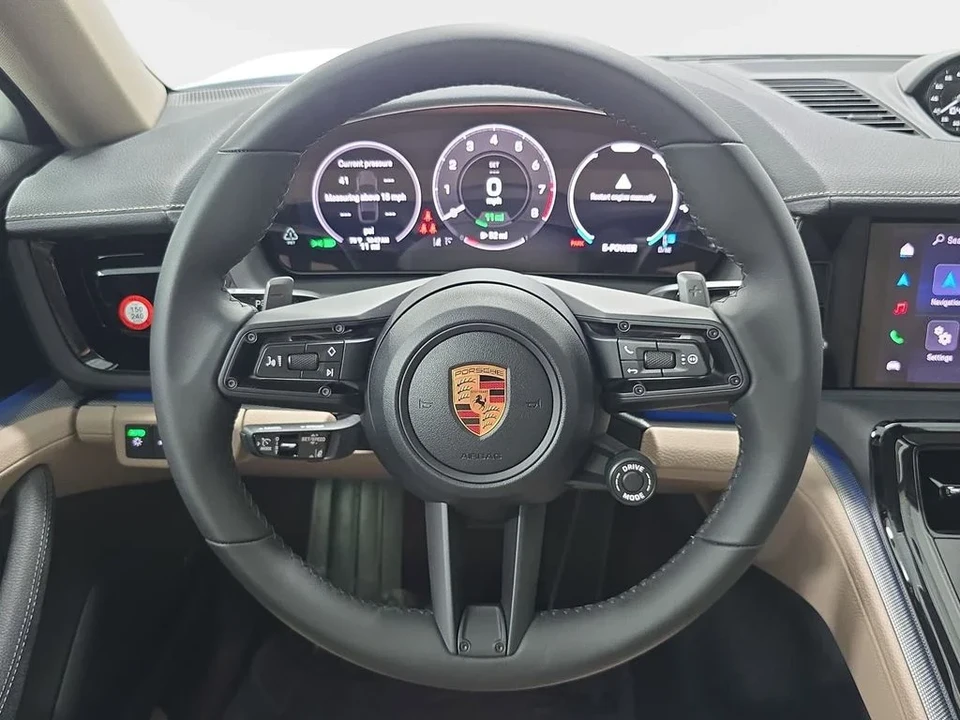 2026 Porsche 976 Panamera - Image 13 of 31