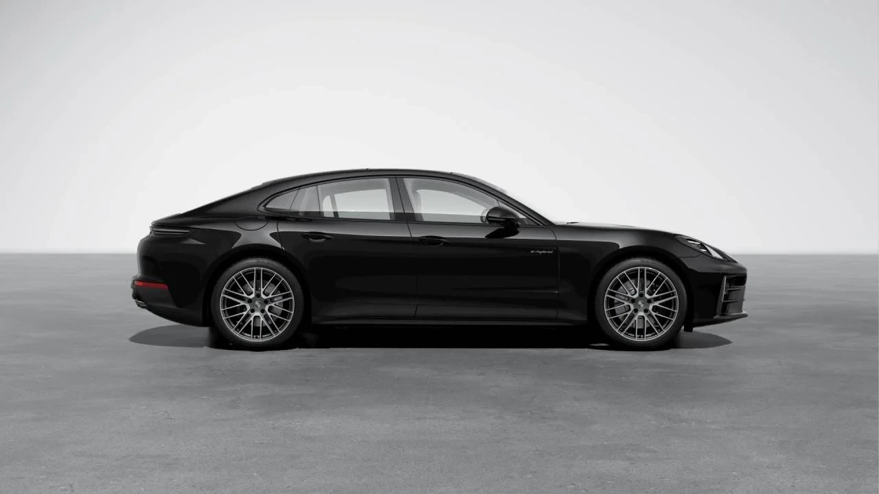2026 Porsche 976 Panamera - Image 5 of 10