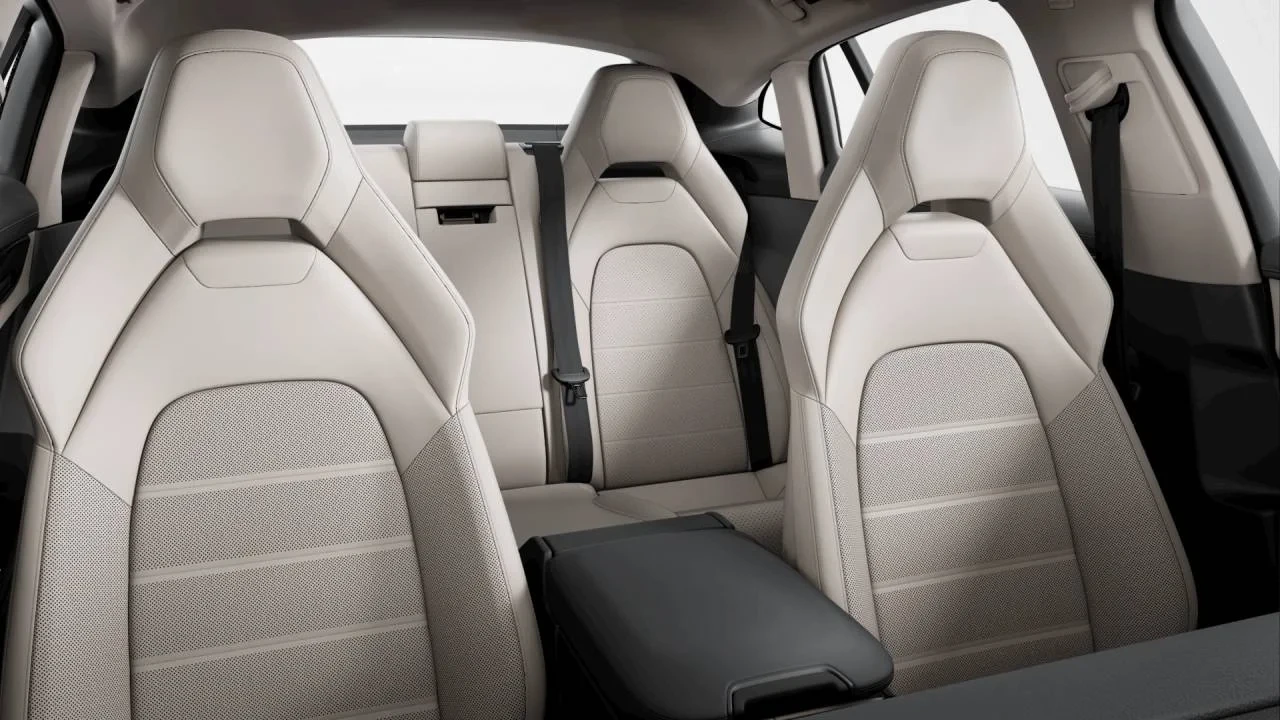 2026 Porsche 976 Panamera - Image 9 of 10