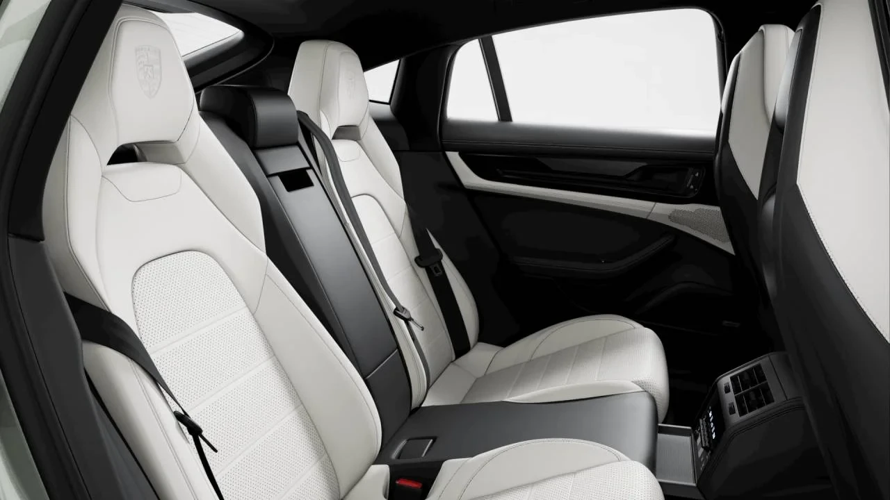 2026 Porsche 976 Panamera - Image 10 of 10