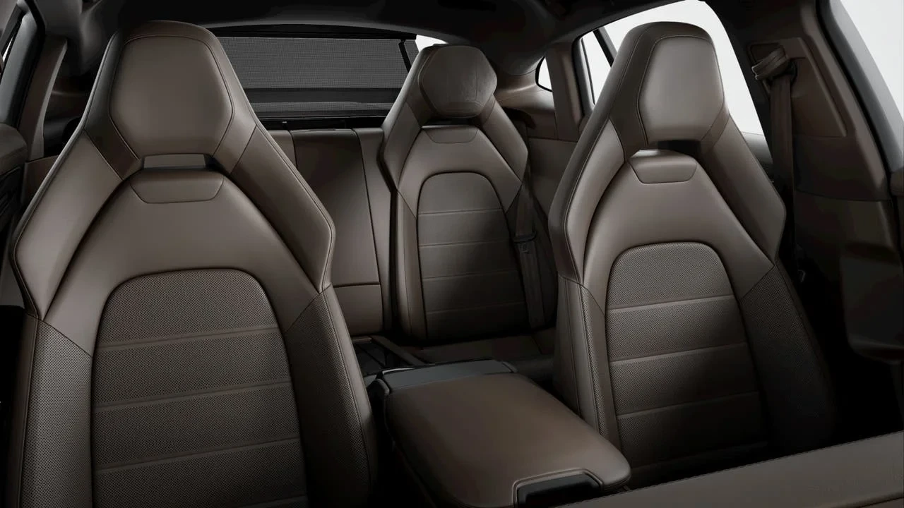 2026 Porsche 976 Panamera - Image 9 of 10