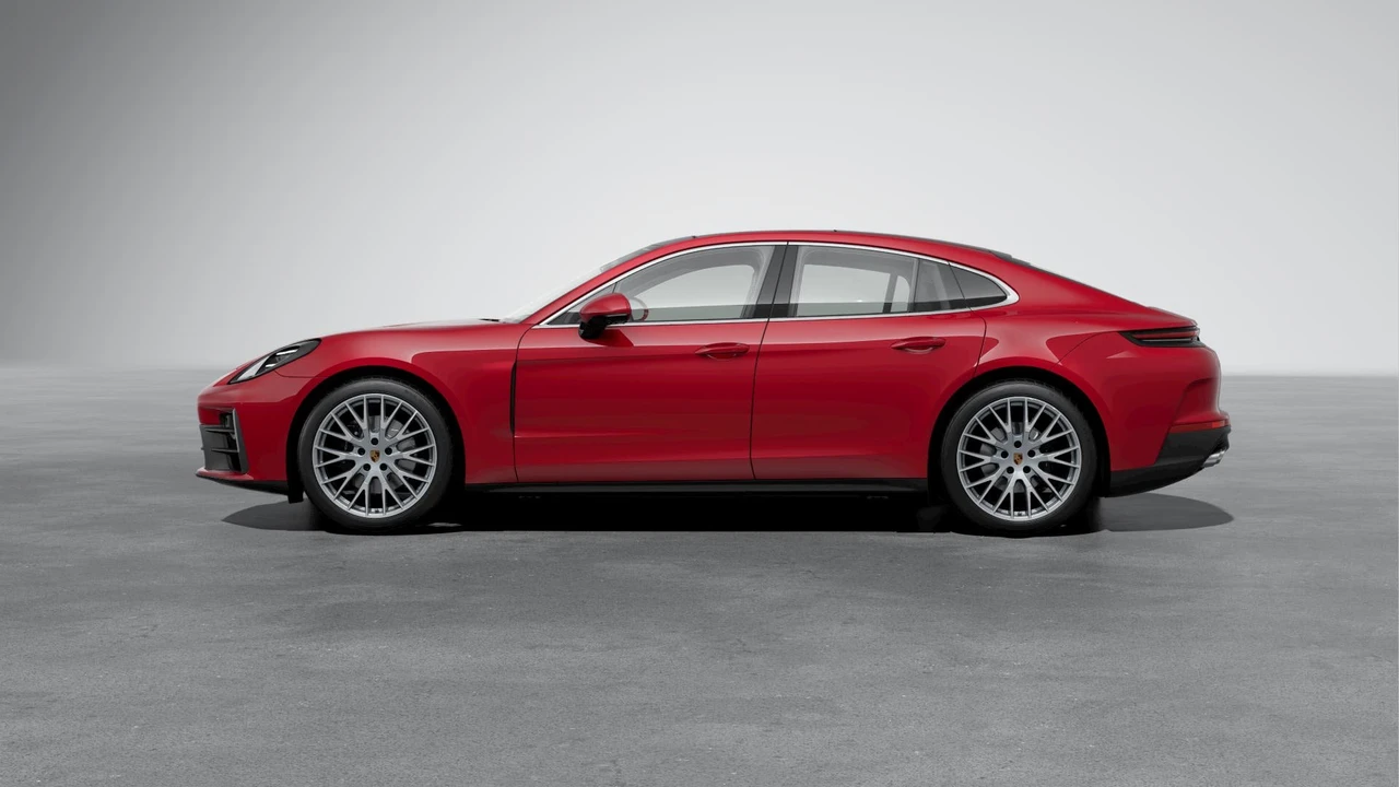 2026 Porsche 976 Panamera - Image 2 of 10