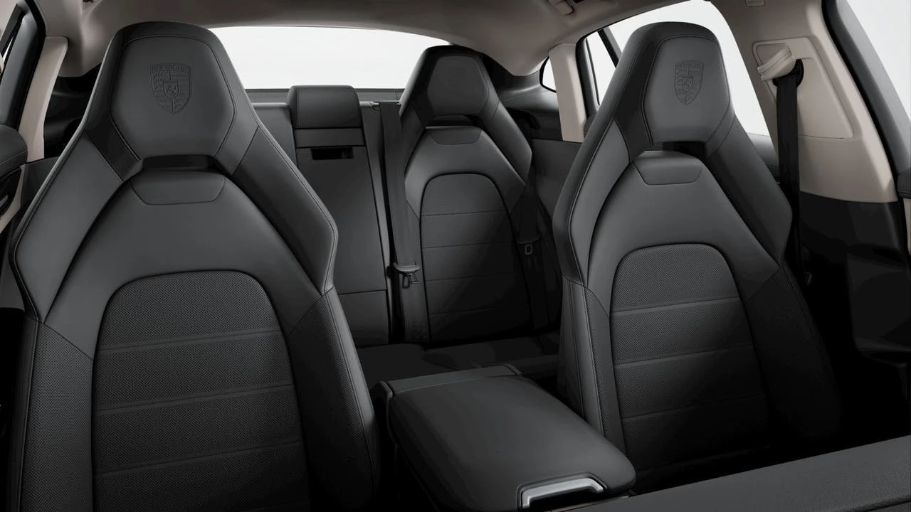 2026 Porsche 976 Panamera - Image 9 of 10