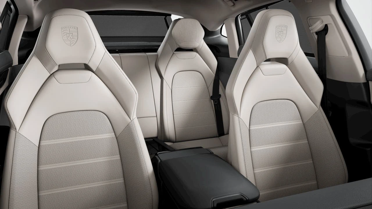 2026 Porsche 976 Panamera - Image 9 of 10