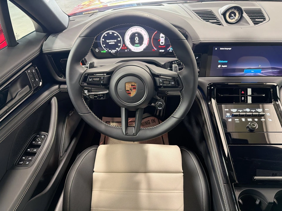 2026 Porsche 976 Panamera - Image 16 of 31