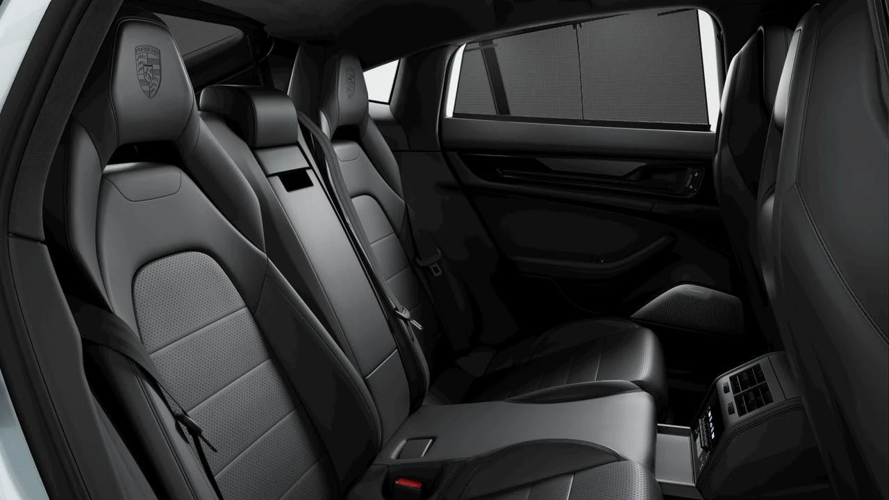 2026 Porsche Panamera - Image 10 of 10