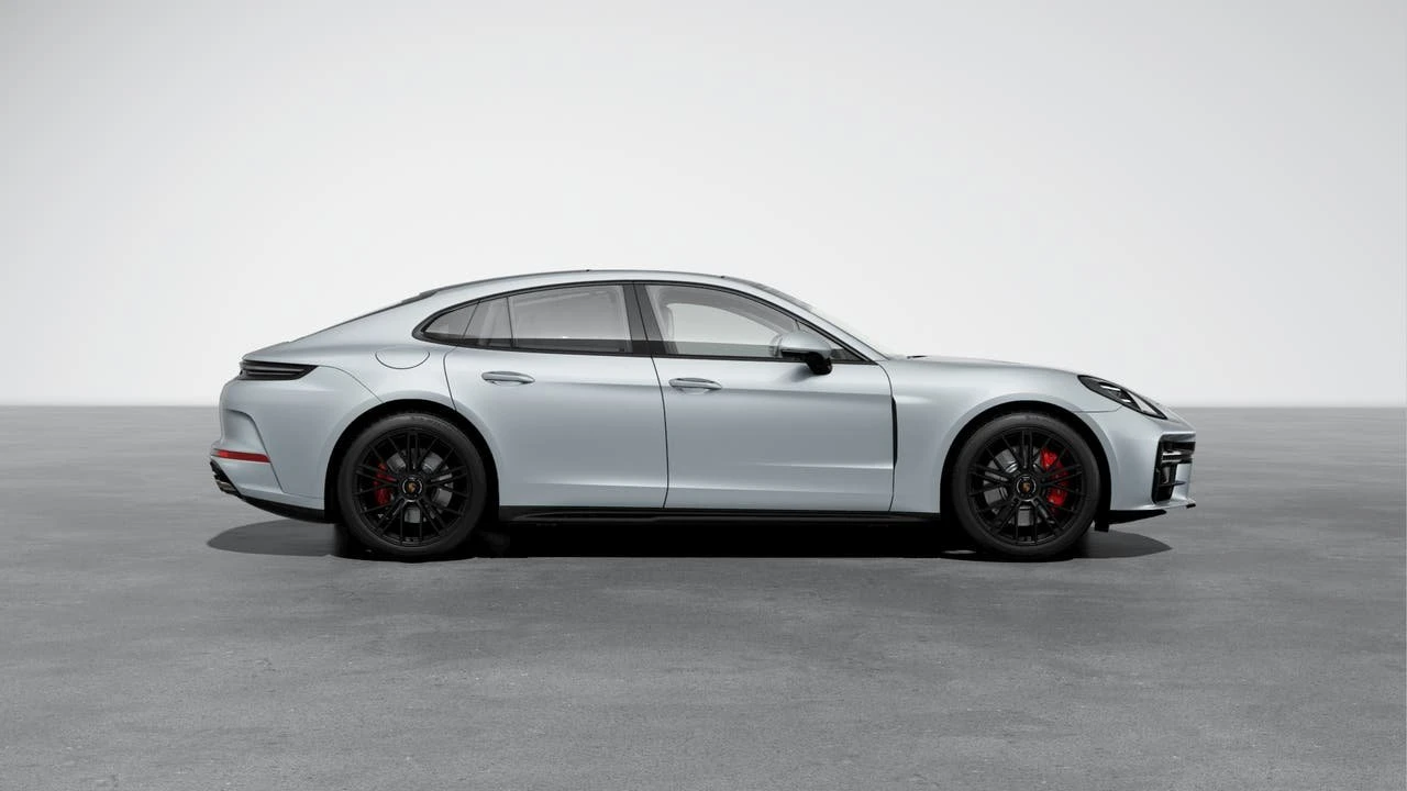 2026 Porsche Panamera - Image 5 of 10