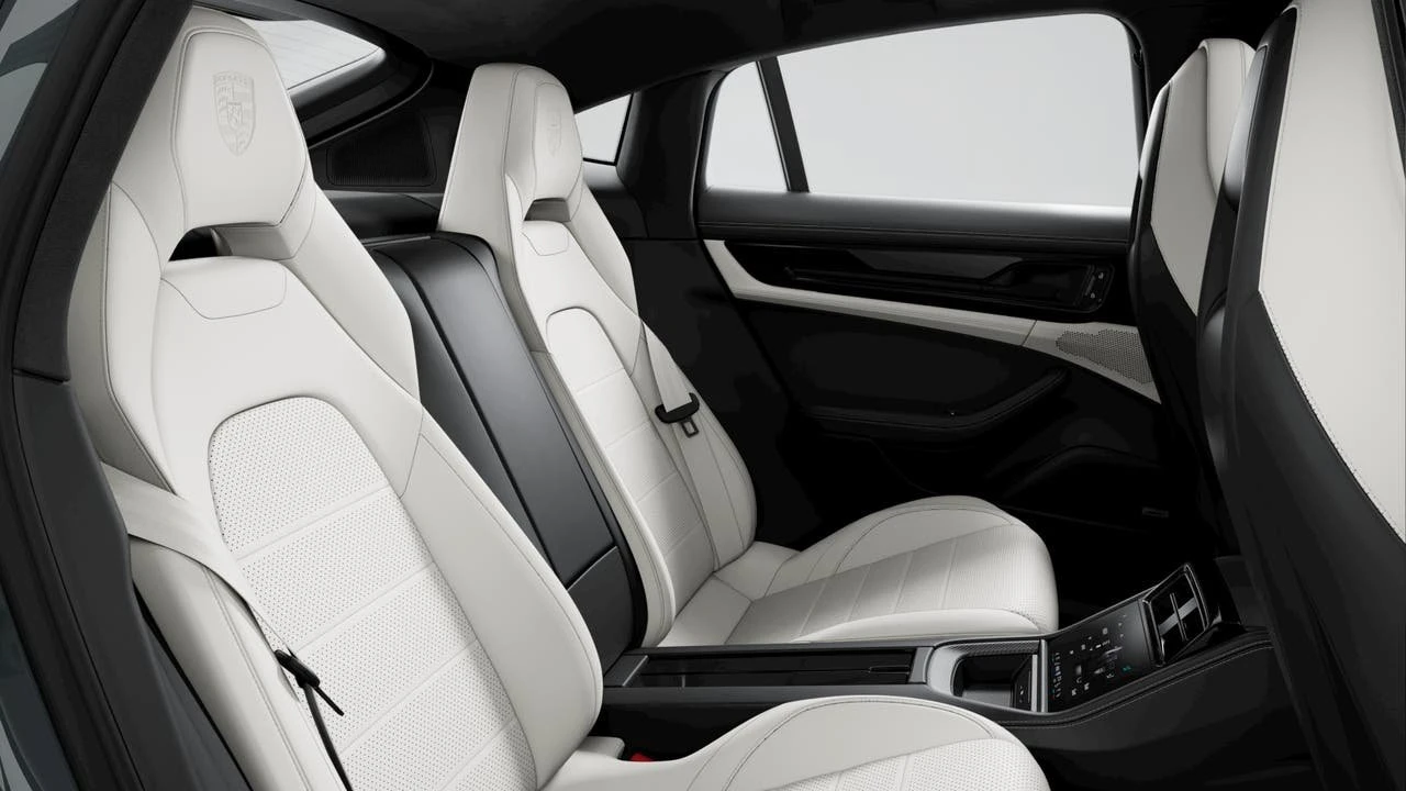 2026 Porsche Panamera - Image 10 of 10