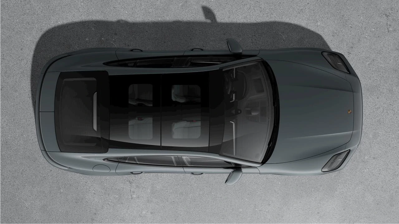 2026 Porsche Panamera - Image 4 of 10