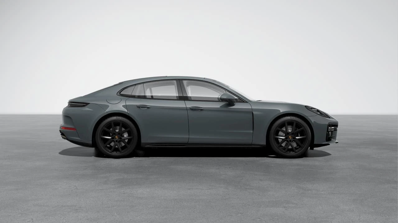 2026 Porsche Panamera - Image 5 of 10