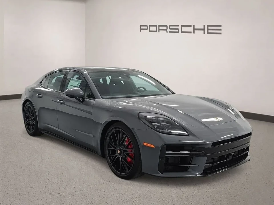 2026 Porsche Panamera - Image 8 of 31