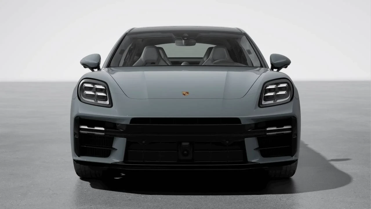 2026 Porsche Panamera - Image 7 of 10