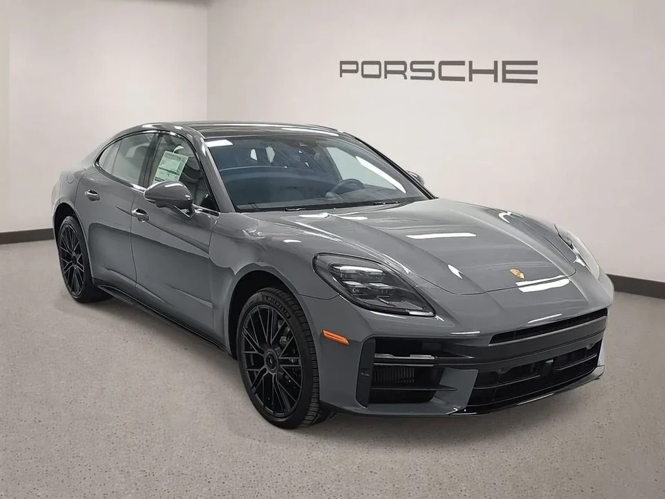 2026 Porsche Panamera - Image 8 of 31