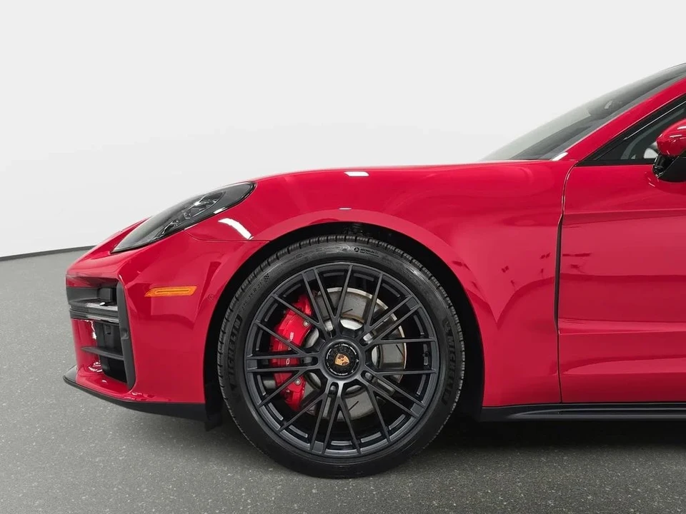 2026 Porsche Panamera - Image 10 of 31