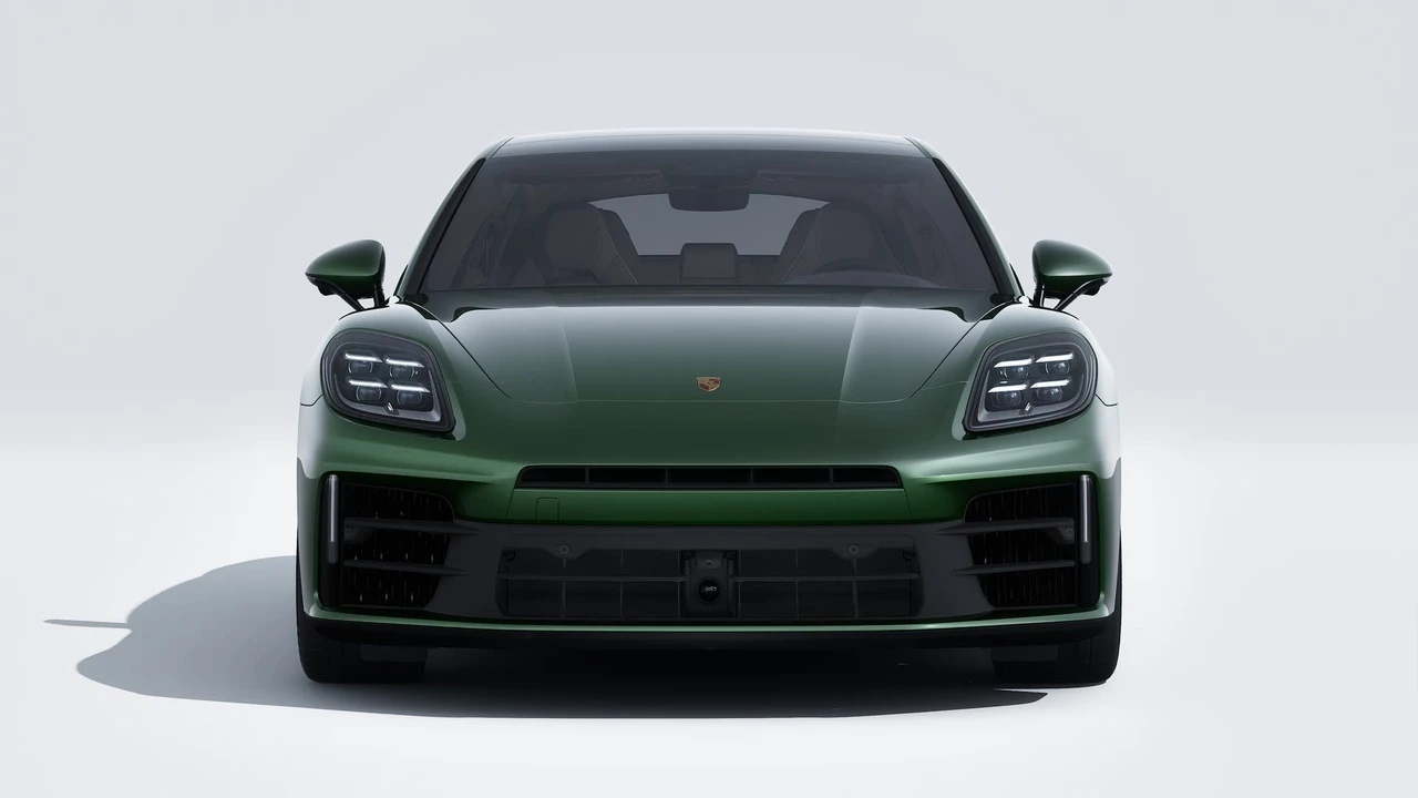 2026 Porsche 976 Panamera - Image 7 of 10