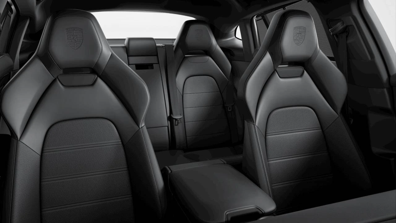 2026 Porsche 976 Panamera - Image 9 of 10