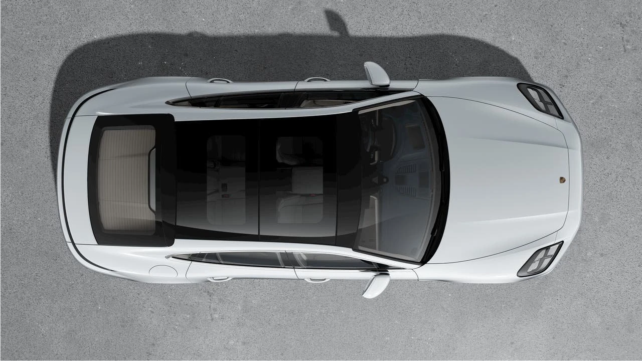 2026 Porsche 976 Panamera - Image 4 of 10