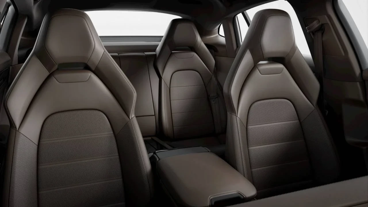 2026 Porsche 976 Panamera - Image 9 of 10