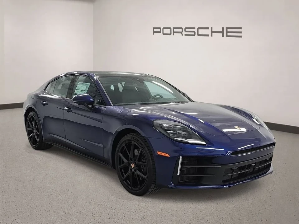 2026 Porsche 976 Panamera - Image 8 of 31