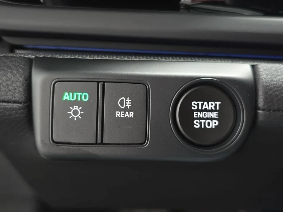 2026 Porsche 976 Panamera - Image 22 of 31