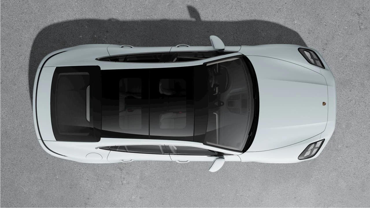 2026 Porsche 976 Panamera - Image 4 of 10