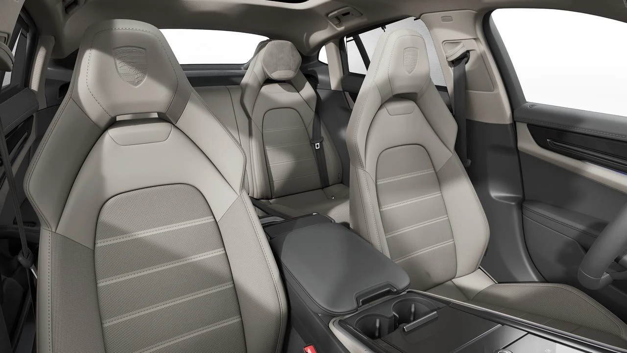 2026 Porsche 976 Panamera - Image 12 of 14