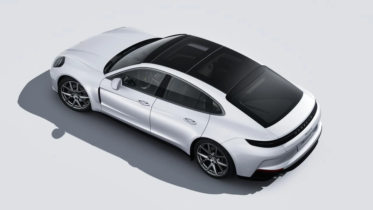 2026 Porsche 976 Panamera - Image 4 of 14