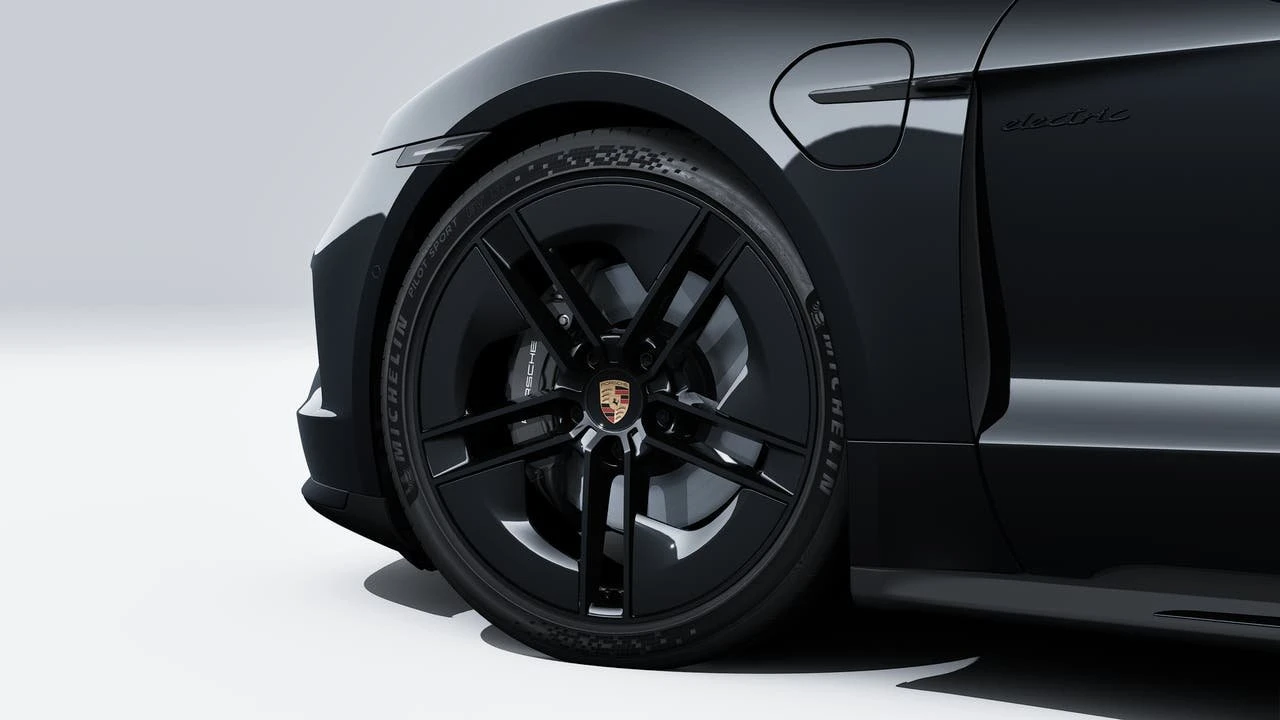 2026 Porsche Taycan 4 - Image 10 of 14