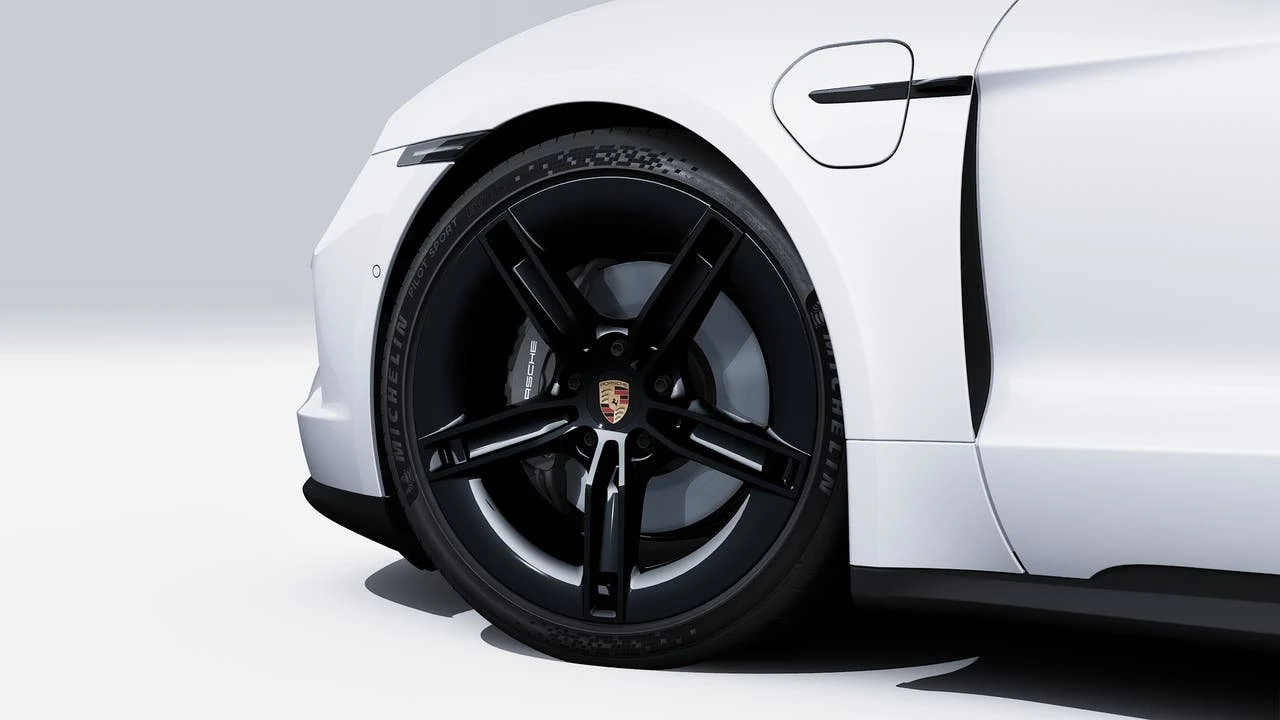 2026 Porsche Taycan 4 - Image 10 of 14