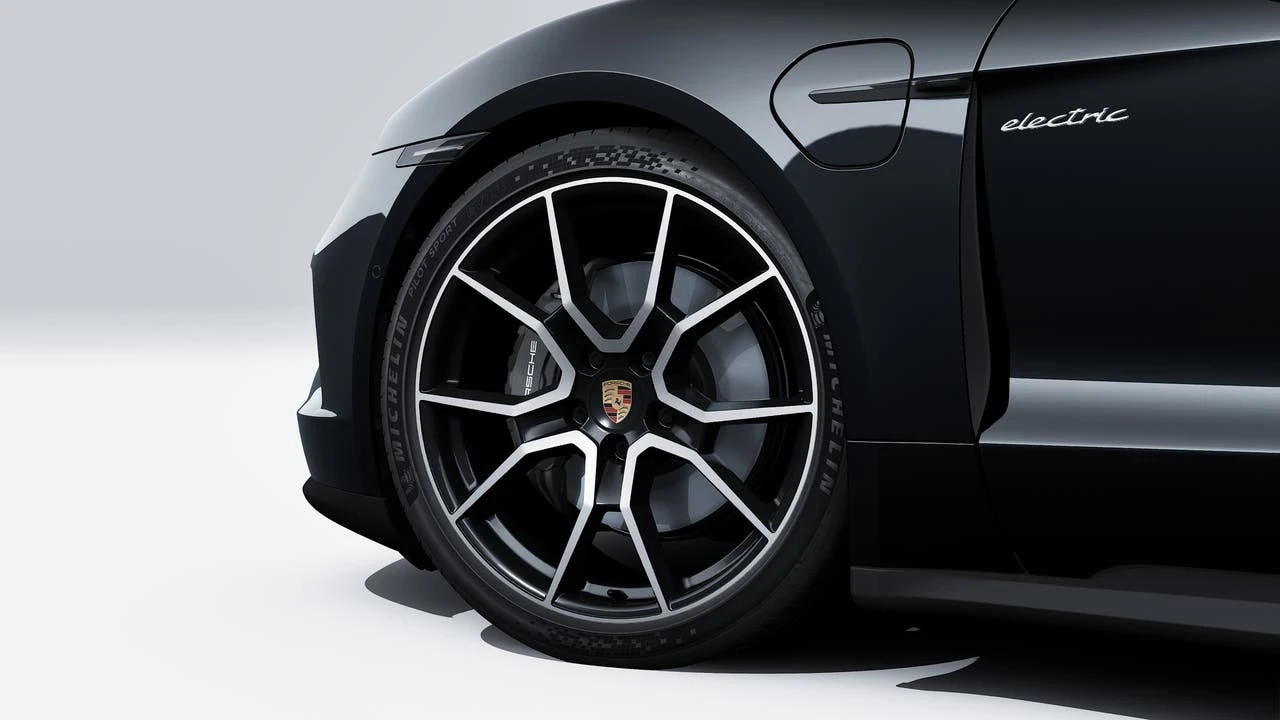 2026 Porsche Taycan 4 - Image 10 of 14
