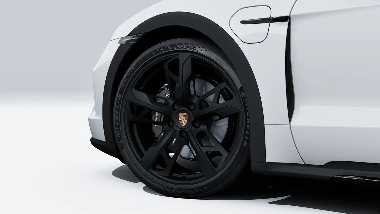 2026 Porsche Taycan Cross Turismo - Image 10 of 14