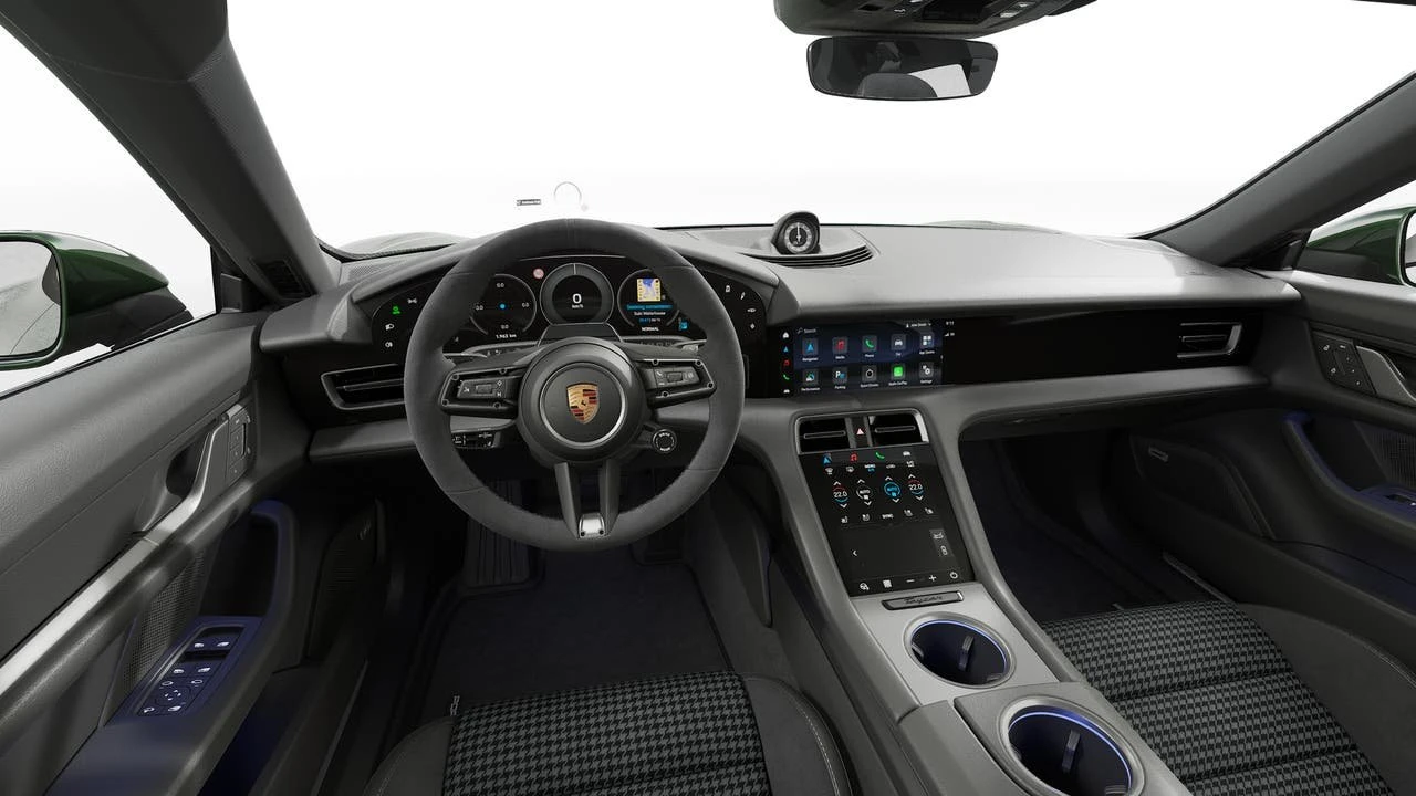 2026 Porsche Taycan Cross Turismo - Image 11 of 14