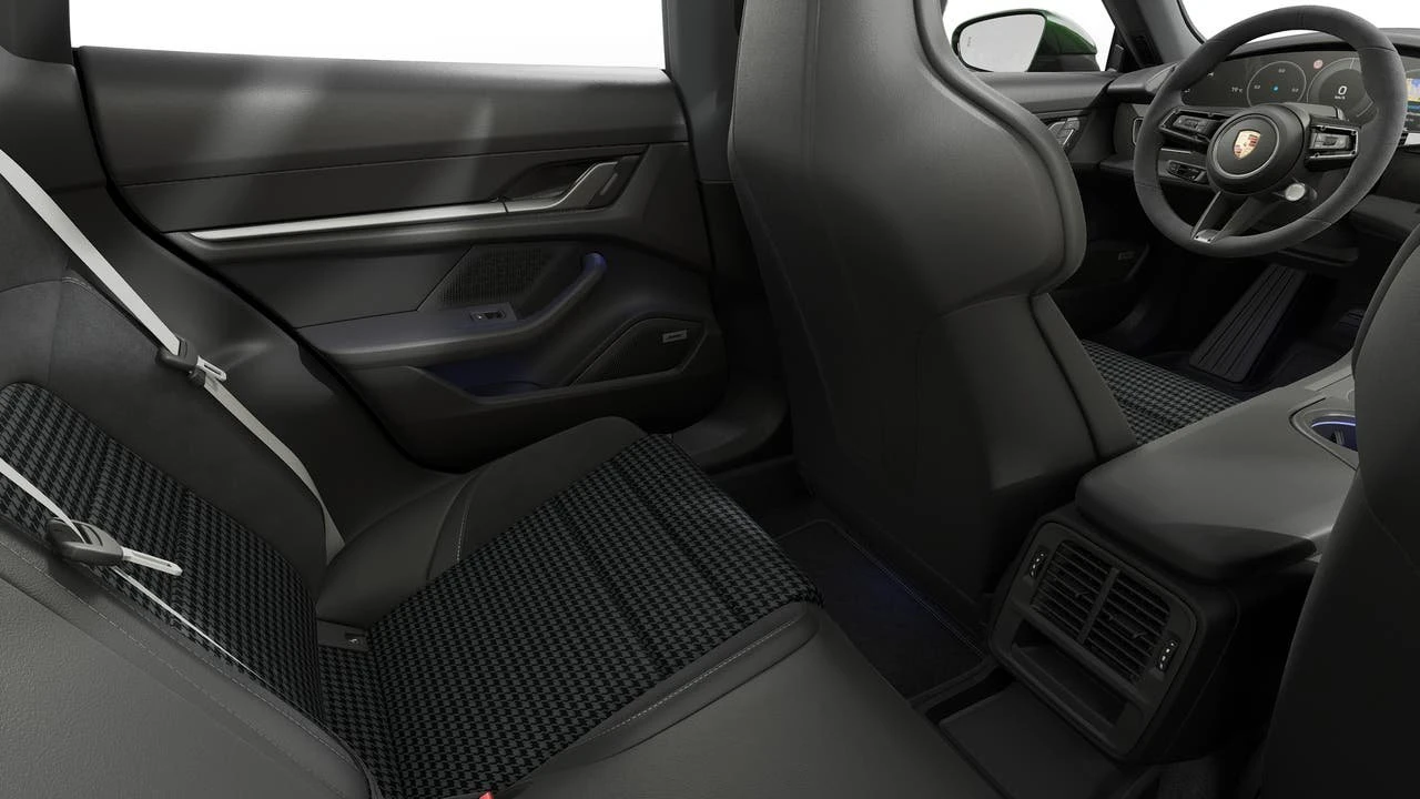 2026 Porsche Taycan Cross Turismo - Image 14 of 14