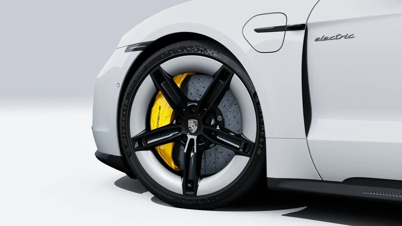 2026 Porsche Taycan Turbo S - Image 10 of 14