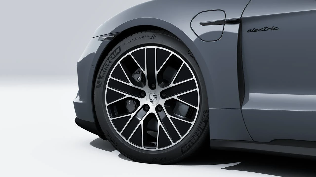 2026 Porsche Taycan - Image 10 of 14