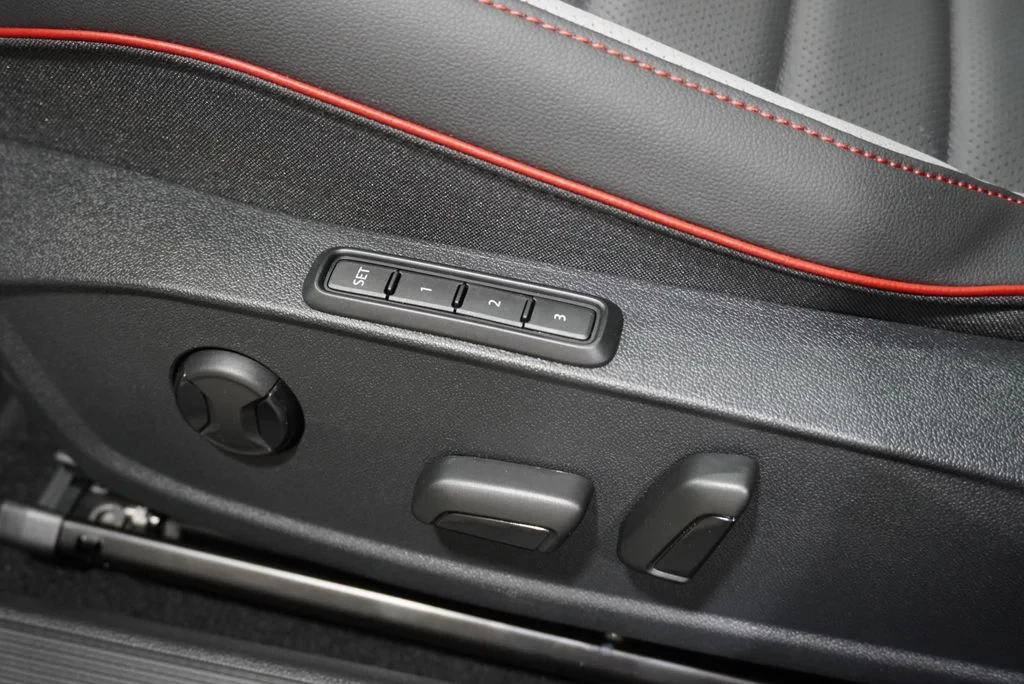 2026 Volkswagen GTI Mk8 - Image 29 of 31