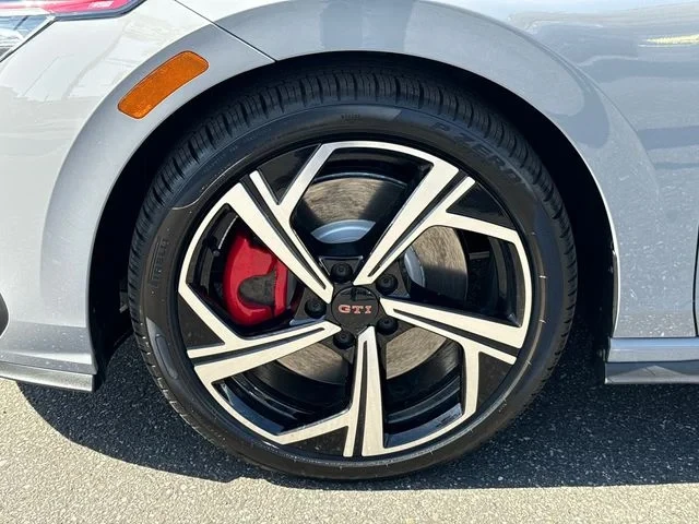 2026 Volkswagen GTI Mk8 - Image 14 of 31