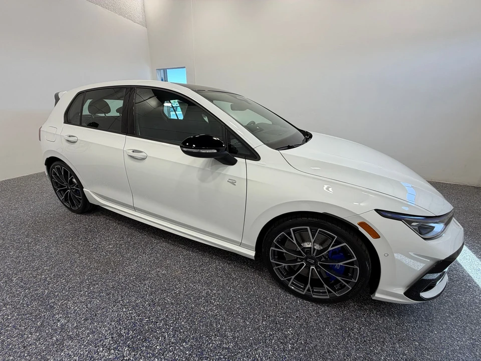 2026 Volkswagen Golf R Mk8 - Image 8 of 31