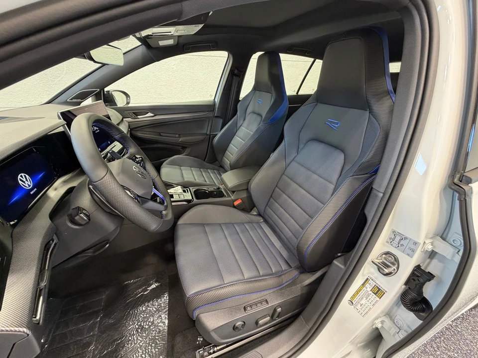 2026 Volkswagen Golf R Mk8 - Image 20 of 31